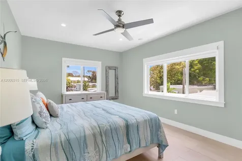 949 Plantation Road Key Largo FL 33037