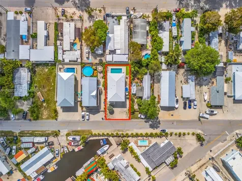 949 Plantation Road Key Largo FL 33037