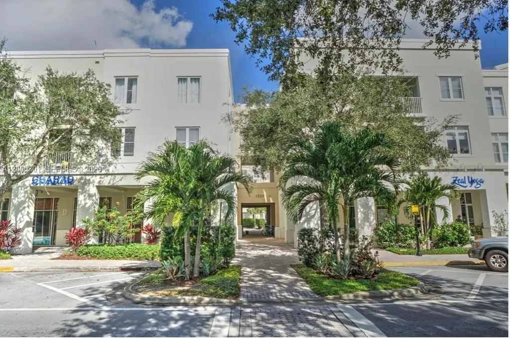 1209 Main Street Jupiter FL 33458