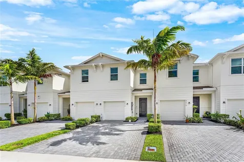 4612 Hollister Avenue Lake Worth FL 33463