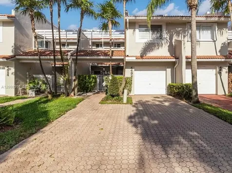 4432 NW 98th Avenue Doral FL 33178