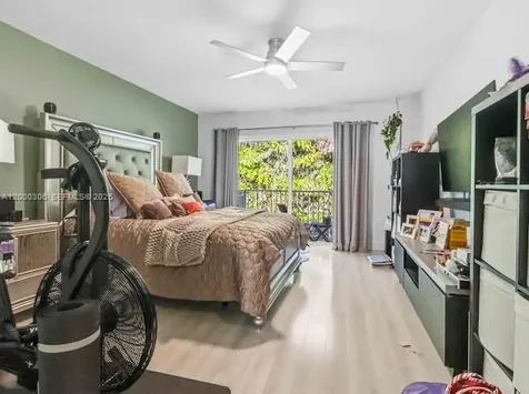 4432 NW 98th Avenue Doral FL 33178