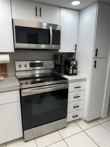 9400 W Flagler Street Miami FL 33174