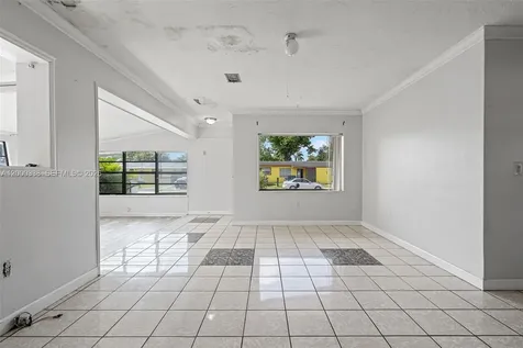 1321 NW 176th Terrace Miami Gardens FL 33169