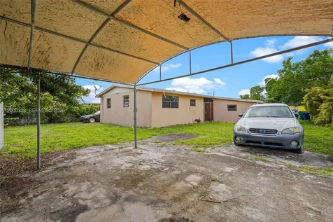 1321 NW 176th Terrace Miami Gardens FL 33169