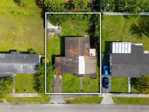 1321 NW 176th Terrace Miami Gardens FL 33169