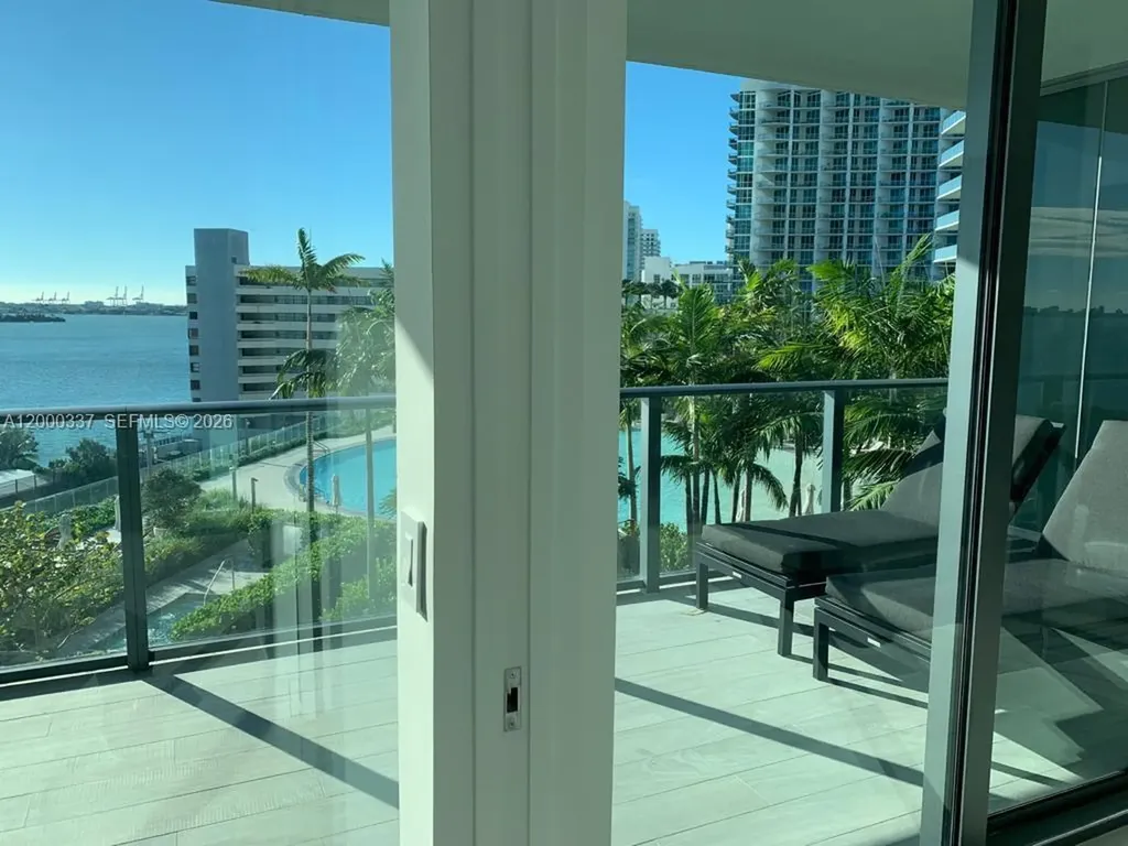 650 NE 32 Street Miami FL 33137