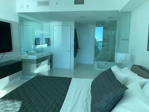 650 NE 32 Street Miami FL 33137