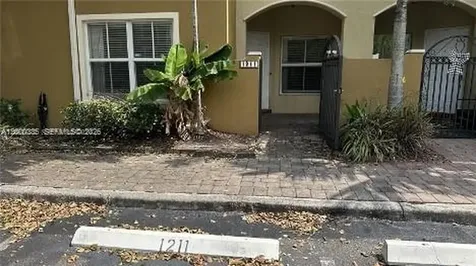 2851 W Prospect Road Tamarac FL 33309