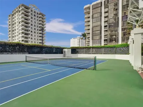 6365 Collins Avenue Miami Beach FL 33141