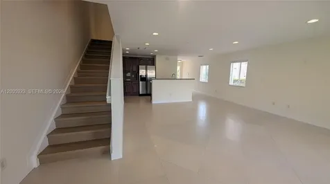 5910 Royal Way Tamarac FL 33321