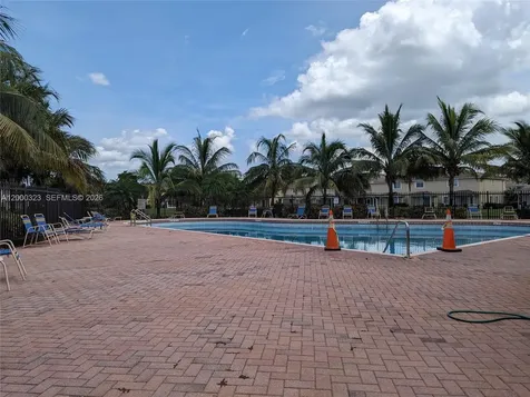 5910 Royal Way Tamarac FL 33321