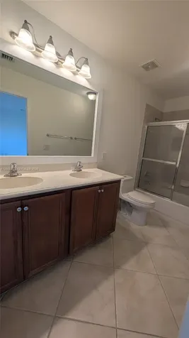 5910 Royal Way Tamarac FL 33321