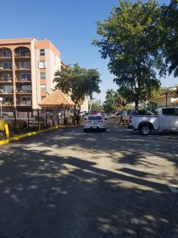 5201 NW 7th Street Miami FL 33126