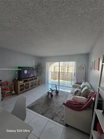 5201 NW 7th Street Miami FL 33126