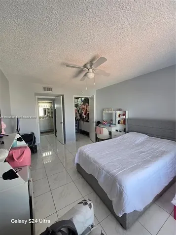 5201 NW 7th Street Miami FL 33126