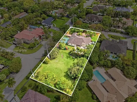 14400 SW 99 Miami FL 33176