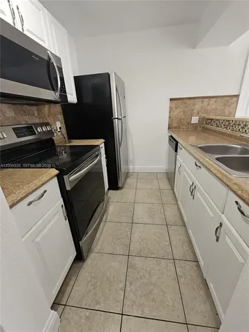 8180 Geneva Court Doral FL 33166