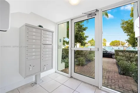 6971 Carlyle Avenue Miami Beach FL 33141