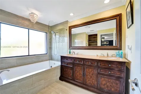 5112 NW 58th Terrace Coral Springs FL 33067