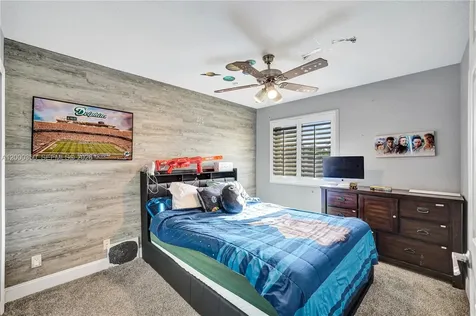 5112 NW 58th Terrace Coral Springs FL 33067