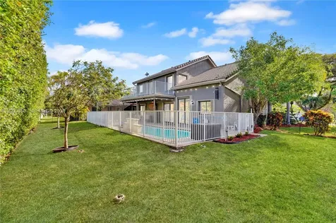 5112 NW 58th Terrace Coral Springs FL 33067