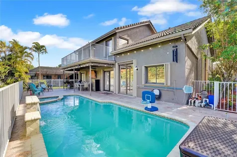 5112 NW 58th Terrace Coral Springs FL 33067