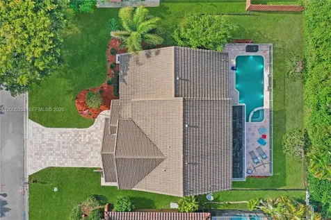 5112 NW 58th Terrace Coral Springs FL 33067