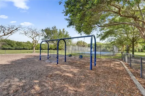5112 NW 58th Terrace Coral Springs FL 33067