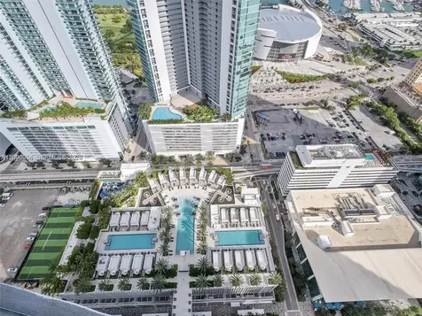 851 NE 1st Avenue Miami FL 33132