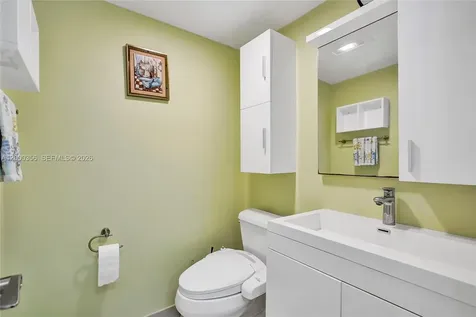 2401 S Ocean Drive Hollywood FL 33019