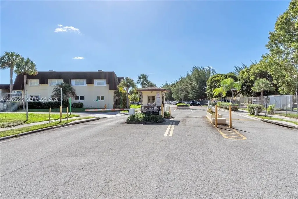 9009 SW 138th Street Miami FL 33176