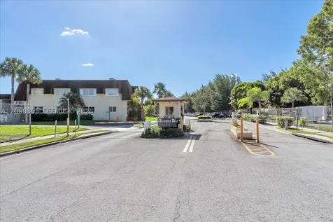 9009 SW 138th Street Miami FL 33176