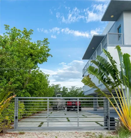 475 Bahia Honda Road Key Largo FL 33037
