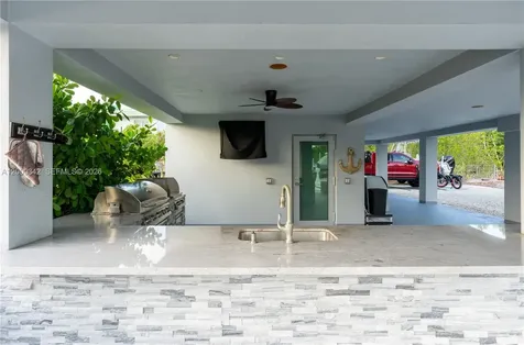 475 Bahia Honda Road Key Largo FL 33037