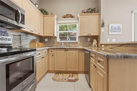 14033 N Cypress Cove Circle Davie FL 33325