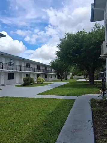 4444 SW 67th Avenue Miami FL 33155