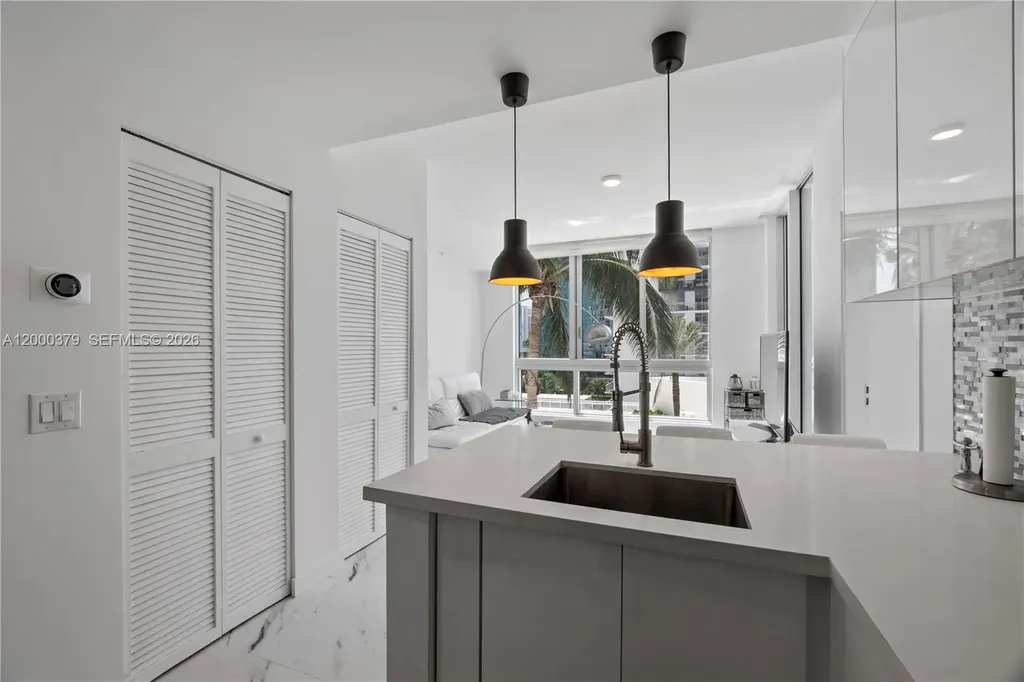 300 S Biscayne Boulevard Miami FL 33131