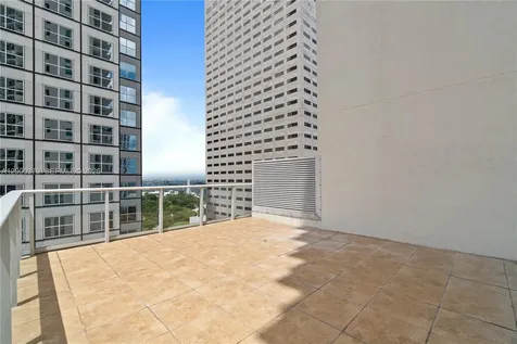 300 S Biscayne Boulevard Miami FL 33131