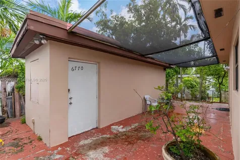 6770 SW 15th Street Miami FL 33144