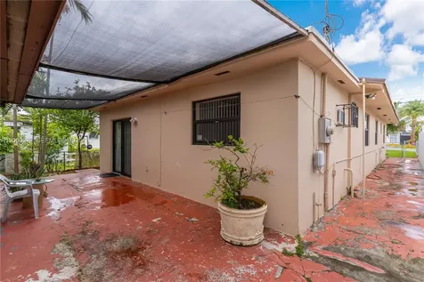 6770 SW 15th Street Miami FL 33144