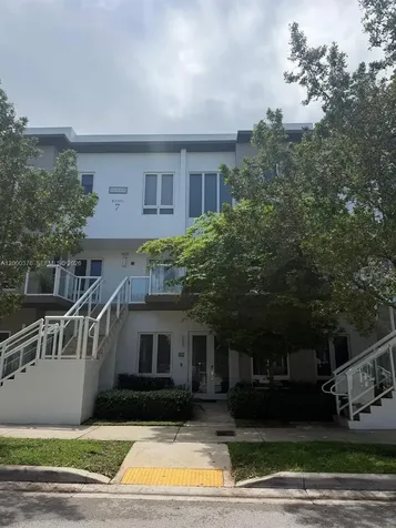 10220 NW 63rd Terrace Doral FL 33178
