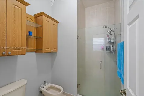 8914 NW 168th Street Miami Lakes FL 33018