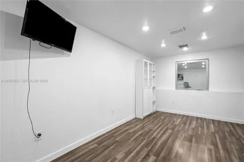 8914 NW 168th Street Miami Lakes FL 33018