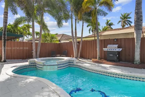 8914 NW 168th Street Miami Lakes FL 33018