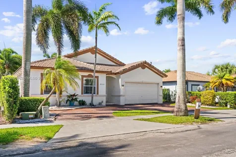 8914 NW 168th Street Miami Lakes FL 33018