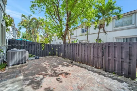 7855 NW 110th Avenue Doral FL 33178