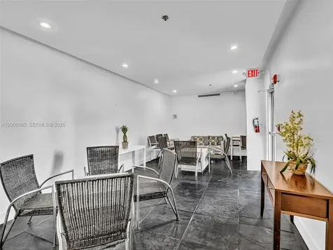 1300 Alton Road Miami Beach FL 33139
