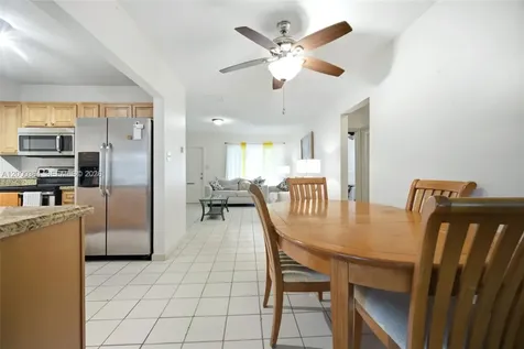 6806 NW 75th Drive Tamarac FL 33321