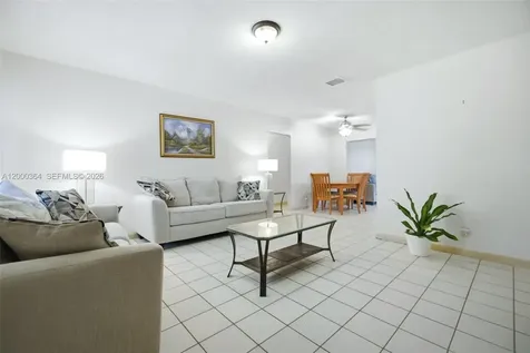 6806 NW 75th Drive Tamarac FL 33321